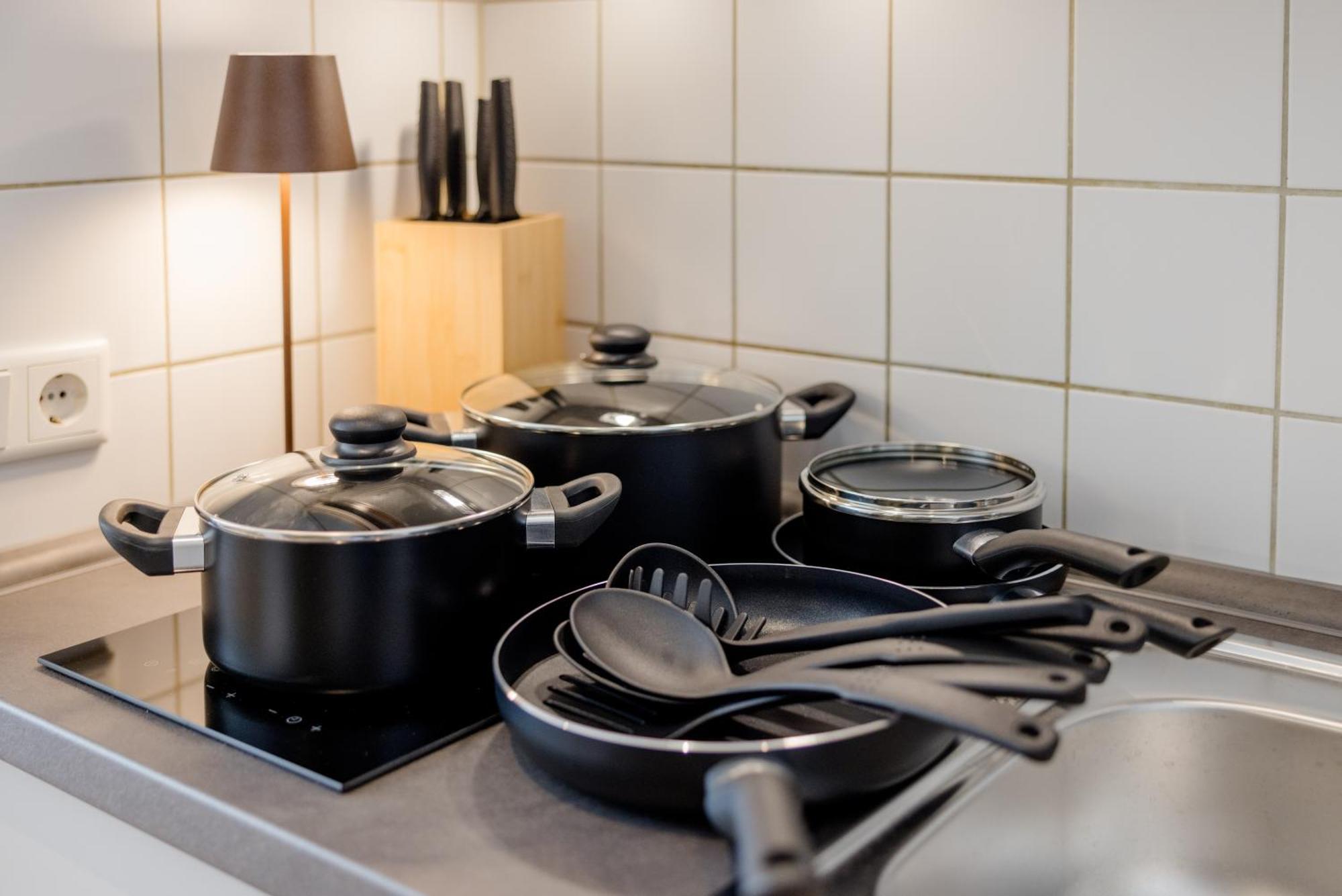 Lumen Homes - Altstadt-Studio Direkt Im Zentrum, Kueche, Netflix, Oeffentlicher Parkplatz Ums Eck Ingolstadt Extérieur photo